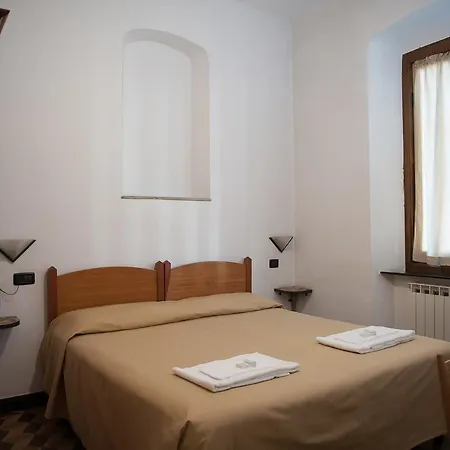 Hotel Vittoria Busalla